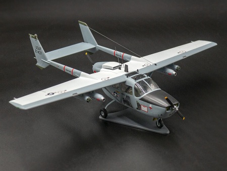 48290 Cessna O-2A Skymaster, Американский самолет-разведчик ICM 48290 Cessna O-2A Skymaster, Американский самолет-разведчик ICM
