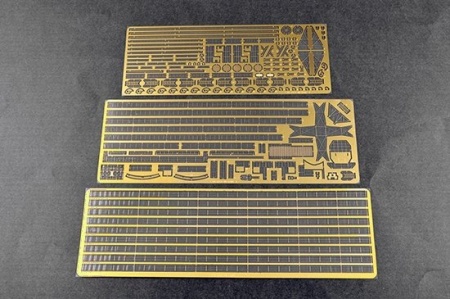 03714P Немецкий линкор Гнейзенау Trumpeter