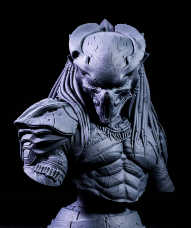 AM1027 Бюст Хищник