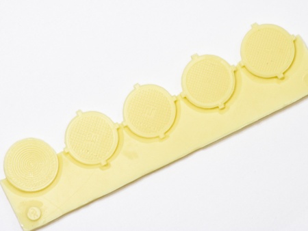 RIM35002 Люки канализационные1947+ (5 шт) масштаб 1/35