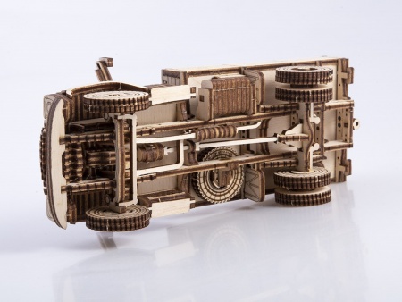 11007BAUMI Сборная модель ЗИЛ 130-Бортовой Baumi