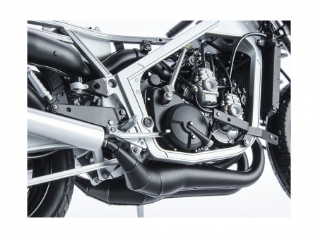 21509-Мотоцикл SUZUKI RG400 EARLY VER. Hasegawa