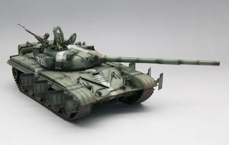 35A052 Сборная модель T-72 Ural Amusing Hobby
