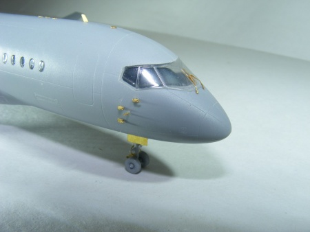 144201 Суперджет-100 от Звезды (1:144)