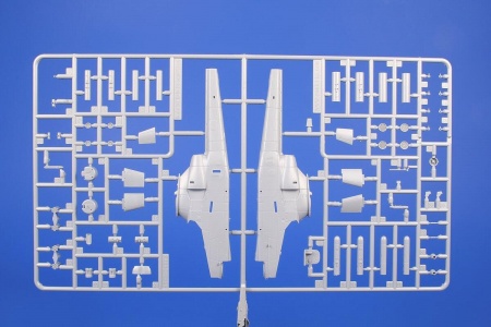 SH72427 AH-1G Cobra Early Tails Special Hobby