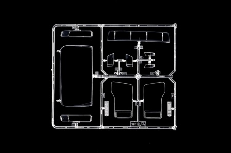 3921ИТ Грузовик  MAN TGX XXL WOLF TRANSPORTE Italeri