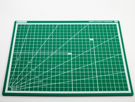 100103RK Коврик для резки стандарт зеленый А4, 3 слоя