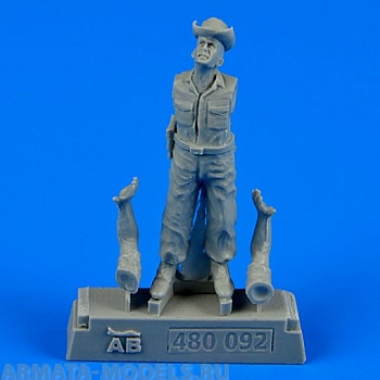 480092AERO  Фигура USAF Maintenance Crew - Farm Gate Operation Vietnam War 1965-1973 1/48 480092AERO  Фигура USAF Maintenance Crew - Farm Gate Operation Vietnam War 1965-1973 1/48
