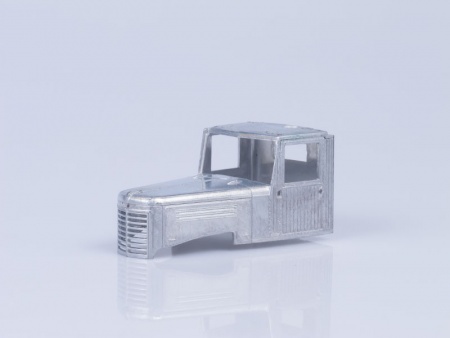 1081KIT Сборная модель ЯАЗ-210 бортовой, 1951 г. AVD Models