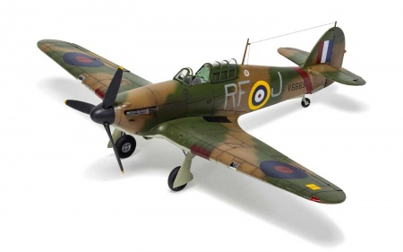 A05127A Сборная модель истребителя  Hawker Hurricane Mk.1 Airfix