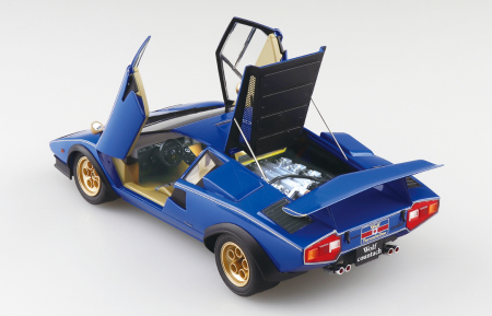 06383 Lamborghini Countach Wolf Ver.2 '76 Aoshima