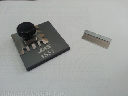 4551J Зажим для работы с фототравлением, 59 х 59 мм