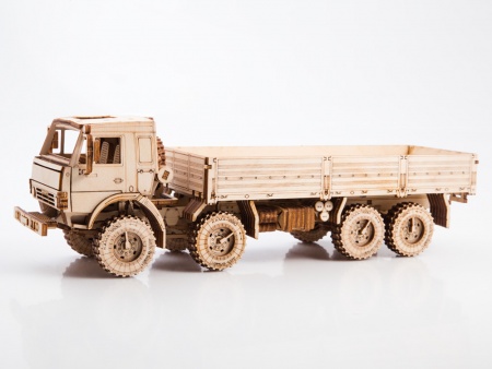 11004BAUMI Сборная модель КАМАЗ-6350 Бортовой Baumi