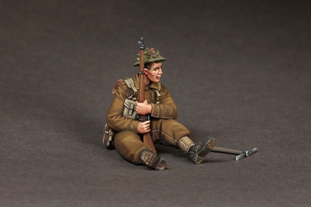 35138SOGA British infantryman at rest. SOGA Miniatures