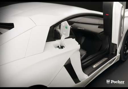 Lamborghini Aventador White Isis  (Глянцевый белый)