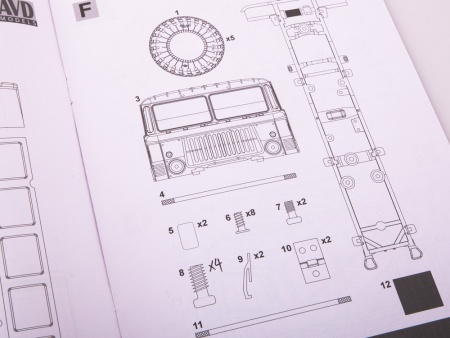1382AVD Сборная модель Передвижной стоматологический кабинет КСП-2001 AVD Models