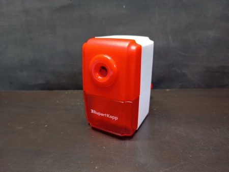 100300RK Точилка механическая