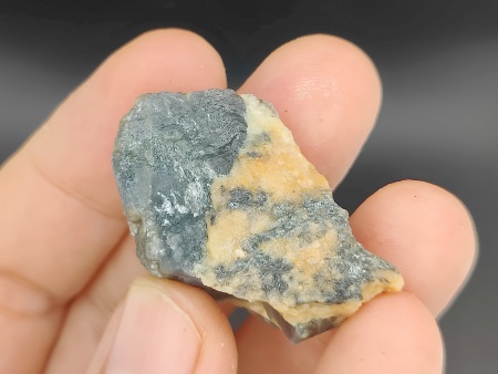 AAM0031 Природный корунд, Южный Урал