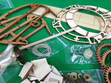 7004 часы деревянные сборная модель СВ Модель