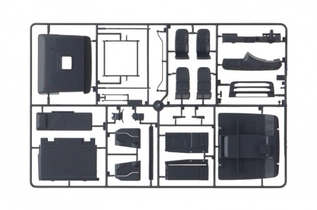 3882ИТ Грузовик R560 Highline Red griffin Italeri