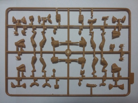 35696 Фигуры, Французская пехота в противогазах (1916 г.) ICM