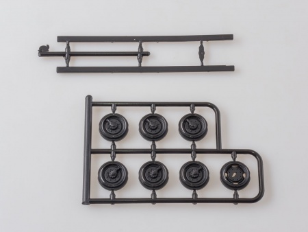 1077KIT Сборная модель АЦ-40 (131), 1971 г. AVD Models 1077KIT Сборная модель АЦ-40 (131), 1971 г. AVD Models