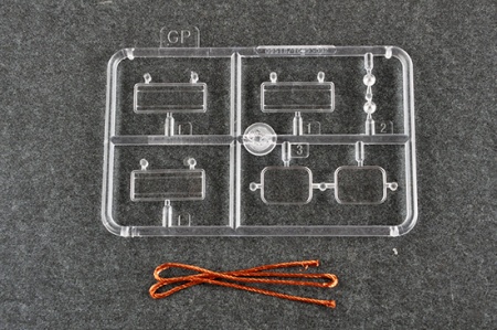 09521P Пуско-заряжающая установка 9А85 ЗРС С-300В Trumpeter