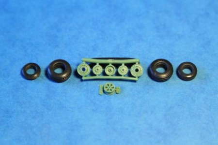 7235-ELF Дополнения для моделей Су-25