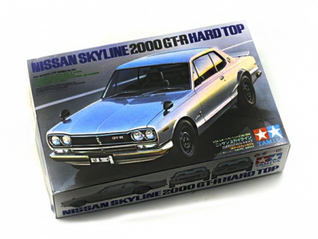 24194 Nissan Skyline 2000 GT-R Tamiya