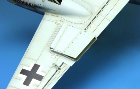 LS-001  Messerschmitt Me 410B2/U4 1/48 Meng