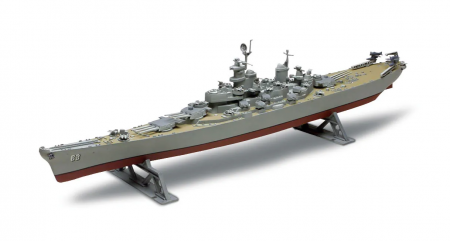 10301RE Линейный корабль USS Missouri Battleship Revell