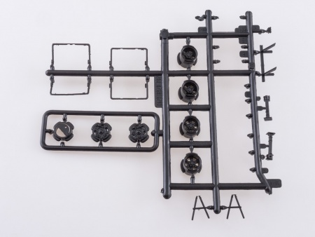 7042AVD Сборная модель МАЗ-5432 с полуприцепом-контейнеровозом МАЗ-938920 AVD Models