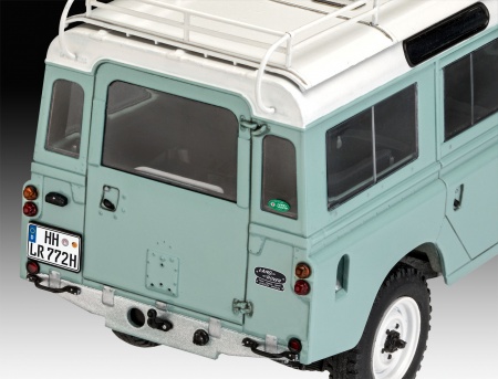67047RE Набор Автомобиль Land Rover Series III Revell