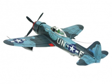 03984RE Истребитель-бомбардировщик P-47M Thunderbolt Revell