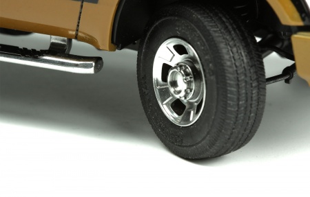 VS-006 FORD F-350 SUPER DUTY CREW CAB 1/35 Meng