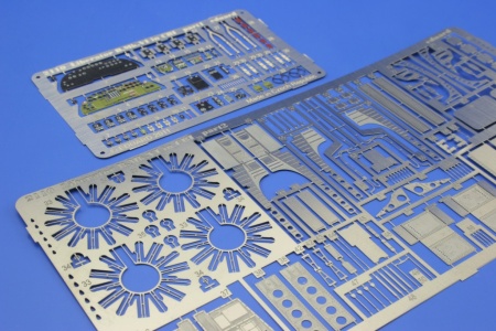 2110ED Самолет Liberator B.Mk.VI in CBI EDUARD