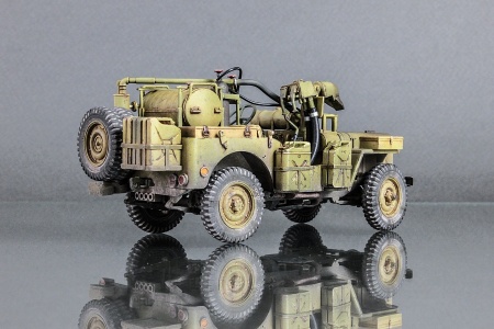 VS-012 MB Military Vehicle WASP Flamethrower Meng