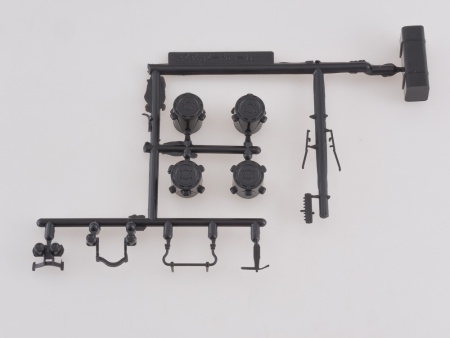 7039AVD Сборная модель МАЗ-6422 с полуприцепом МАЗ-9506-20 AVD Models 7039AVD Сборная модель МАЗ-6422 с полуприцепом МАЗ-9506-20 AVD Models