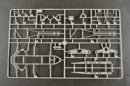 09521P Пуско-заряжающая установка 9А85 ЗРС С-300В Trumpeter