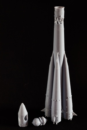 AM145017 Ракета-носитель Юрия Гагарина Восток Arma Models