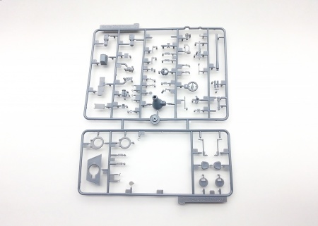 AH35A004 German Heavy Armored Reconaissance Tank LEOPARD VK1602 Amusing Hobby