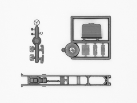 72571 БM-13-16 Катюша реактивная система залпового огня на базе Зил-157 ICM