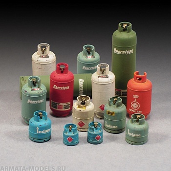 RM743 Gas cilynders1/35)