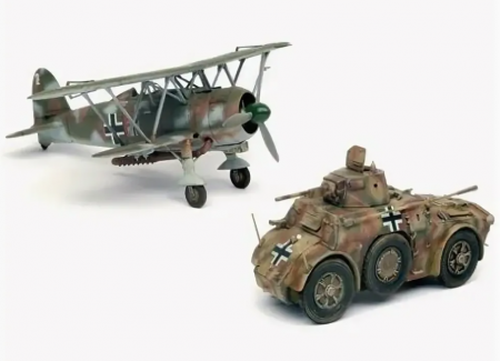 10501ИТ Автомобиль Autoblinda AB 41+ Самолет CR.42 LW Italeri