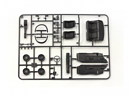 24194 Nissan Skyline 2000 GT-R Tamiya