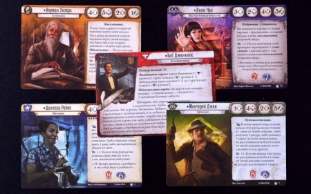 915492HW Ужас Аркхэма Карточная игра: На краю земли: Сыщики