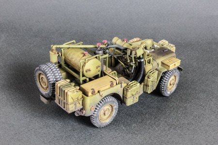 VS-012 MB Military Vehicle WASP Flamethrower Meng