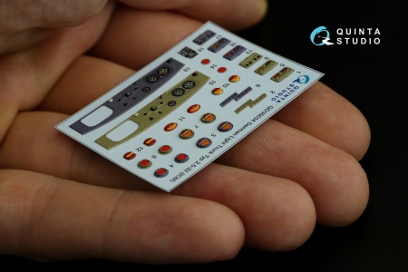 QD35034 3D Декаль интерьера кабины Opel Blitz (ICM)