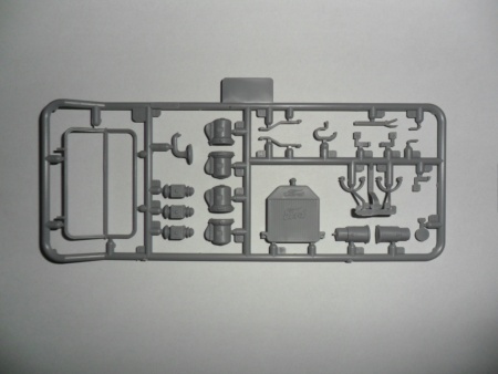 24007 Команда Форда, набор фигур и автомобиль Model T 1913 Roadster ICM
