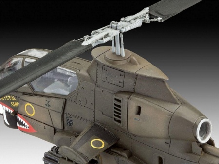 04956 Американский ударный вертолет Bell AH-1G Кобра Revell
